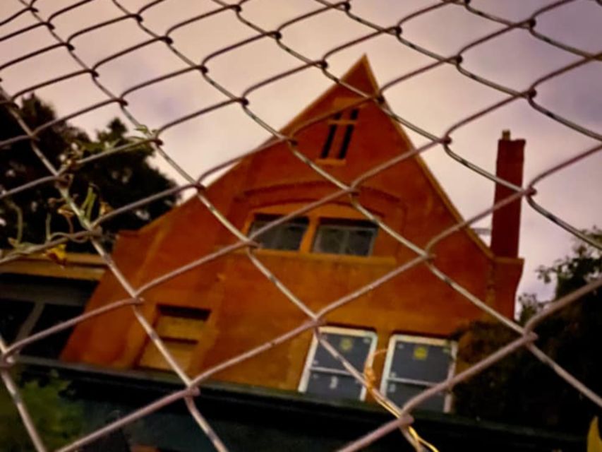 Denver's Ghosts of Capitol Hill Walking Tour - Watching the Patterson Inn after dark