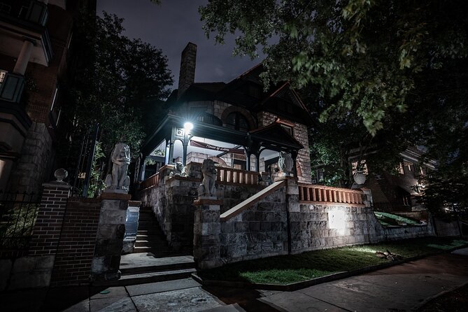 Denver Spirits & Spirits Haunted Pub Crawl - A haunted night around Denver’s old mansions