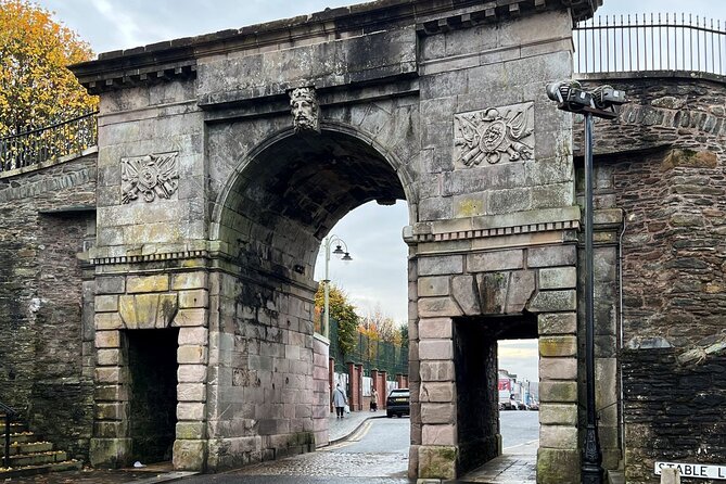 Derrie Danders: Unveiling Derry's Dark & Haunted Past Audio Tour - The Great Siege at the Apprentice Boys Memorial Hall