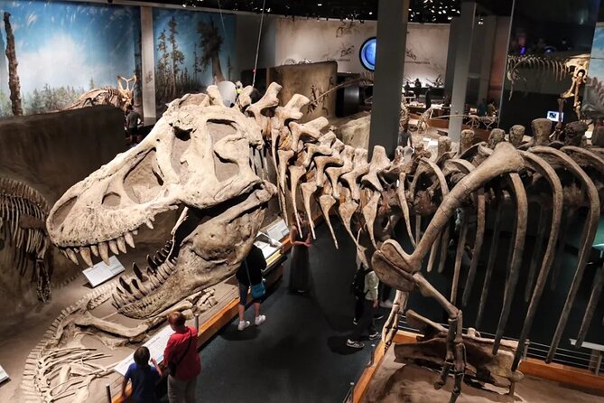 Dinosaurs, Canyons & Ghost Towns: Ultimate Drumheller Day Tour - Drumheller town, food, and dinosaur sights