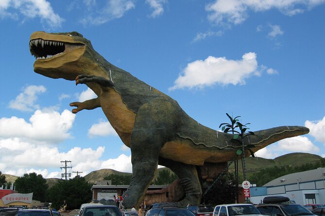 Dinosaurs, Canyons & Ghost Towns: Ultimate Drumheller Day Tour - Horseshoe Canyon and Alberta’s badlands