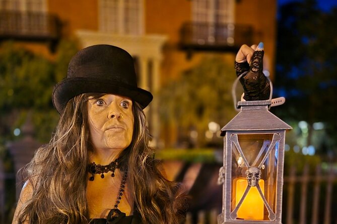 Doctor Buzzard's Goodtime Ghost Tour - Greene Square and the ghost of a troubled girl