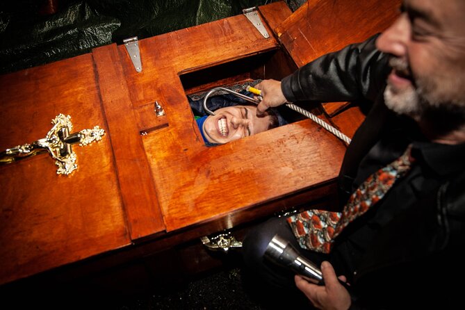 Dublin Ghost Bus Tour with Professional Actors - Who will enjoy this Dublin night out?