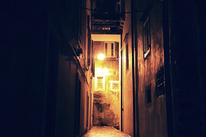 Dubrovnik Ghosts and Mystery Walking Tour - Why this evening walk feels different