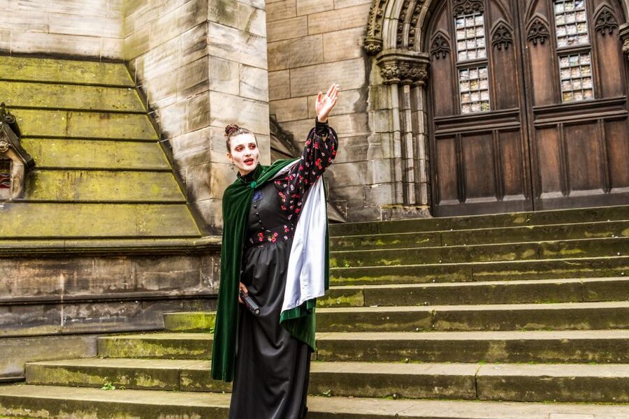 Edinburgh: Evening Underground Ghost Tour - Ghost stories, strange sounds, and what is real