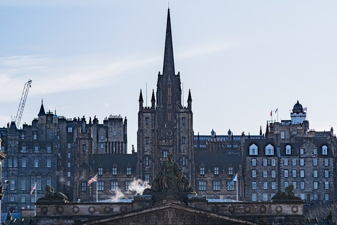 Edinburgh Ghost Tour: Mysteries, Legends and Murders - What to wear and bring for an evening in Edinburgh