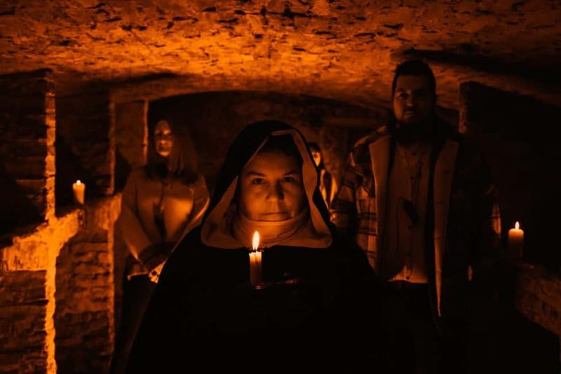 Edinburgh: Multi-Sensory Adults Haunted Vaults Night Tour - Why the audio devices matter