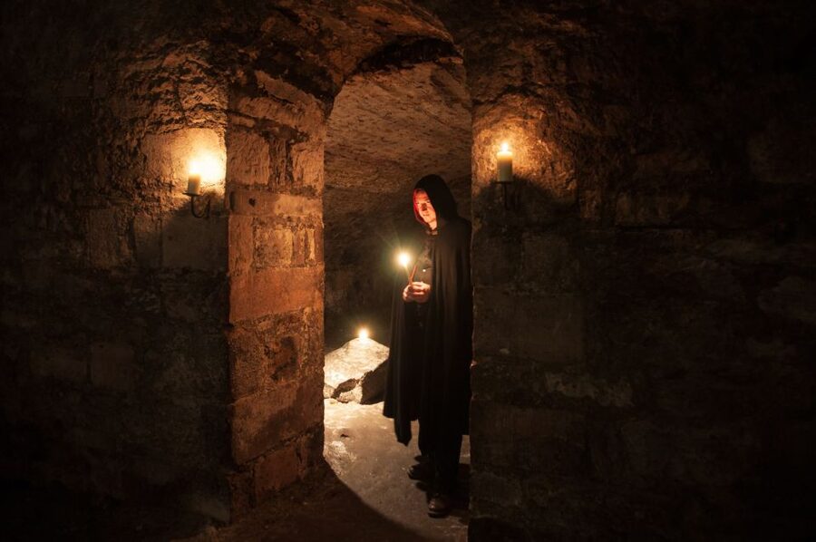 Edinburgh: Multi-Sensory Haunted Underground Tour - Is $29 a fair price for 75 minutes?