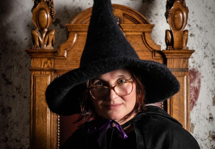 Edinburgh: Witches & Haunted History Walking Tour - What the $24 price gets you