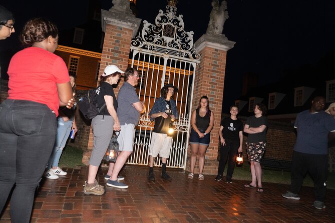 Embers of the Windy City: Chilling Chicago Ghost Tours - Storytelling versus proof of the paranormal