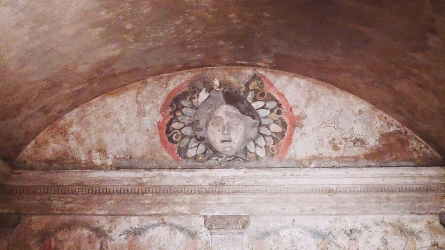 Esoteric Naples: Secrets, Ghosts & Street Food Tour - Who will enjoy this tour most