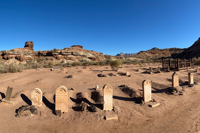 Exclusive Access Zion Jeep Tour including Grafton Ghost Town - Starting at Zion Rivers Edge Adventures