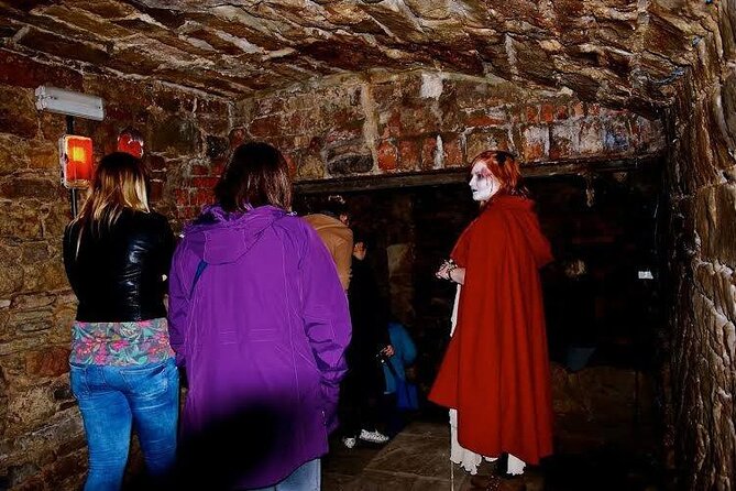 Extreme Paranormal Underground Ghost Tour in Edinburgh - Descending into the South Bridge vaults