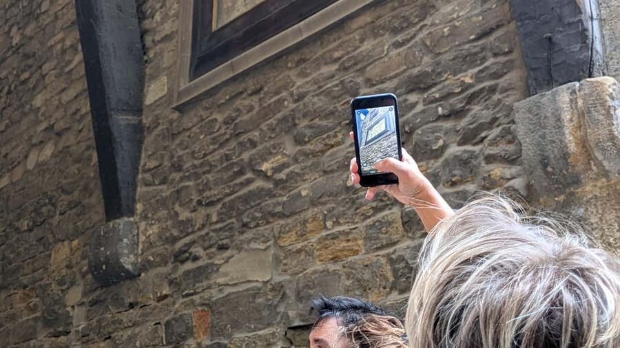 Florence Crimes, Murders & Ghosts Walking Tour with Tastings - Florence after dark, without leaving the center