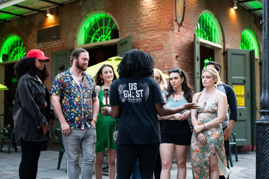 Fort Lauderdale: Ghosts and Ghouls Haunted Walking Tour - Esplanade Park and the city’s uneasy past