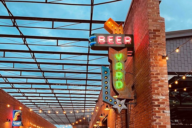 Fort Worth Stockyards Booze and Boos Ghost Walking Tour - Starting with a drink at Second Rodeo Brewing