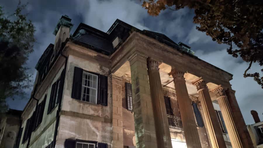 Fraidy Cat Ghost Tour - Family Fun in Haunted Savannah - Is the route suitable for families and dogs?