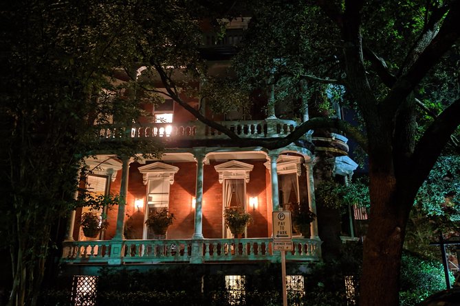 Fraidy Cat: The Family Fun Ghost Tour of Savannah - Starting at Columbia Square