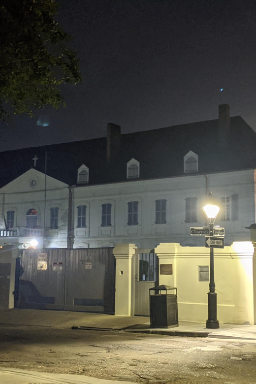 French Quarter: Haunted Hollywood Ghost Tour in New Orleans - Why this New Orleans ghost walk works
