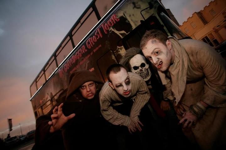 From Dublin: Gravedigger Ghost Bus Tour - Glasnevin Cemetery and tales of body snatching