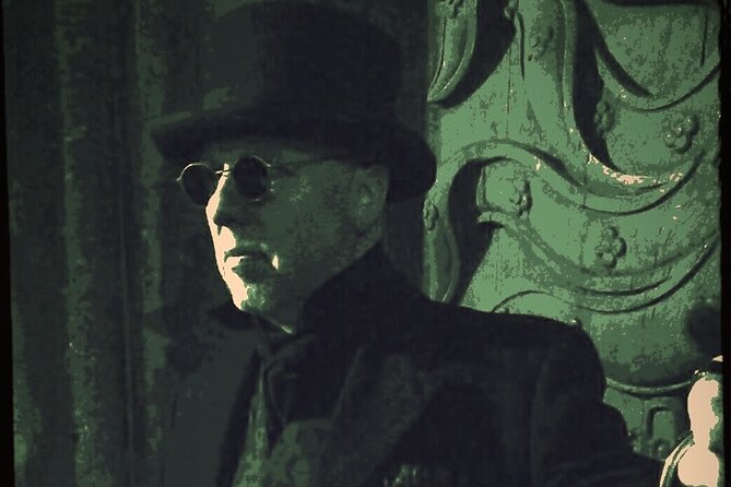 Fully guided Bristol Ghost Tours - Queen Square closes the walk with a violent past