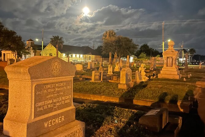 Galveston's Haunted Cemetery Walking Tour - Key things to know before you go