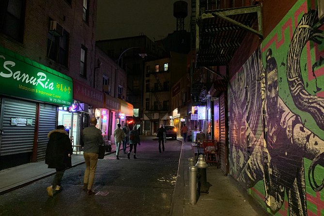 Gangsters and Ghosts Tour New York City - West Village mansions and ghost stories