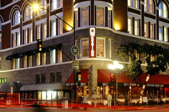 Gaslamp Quarter Ghost Tour in San Diego - The first hotel stop sets the tone