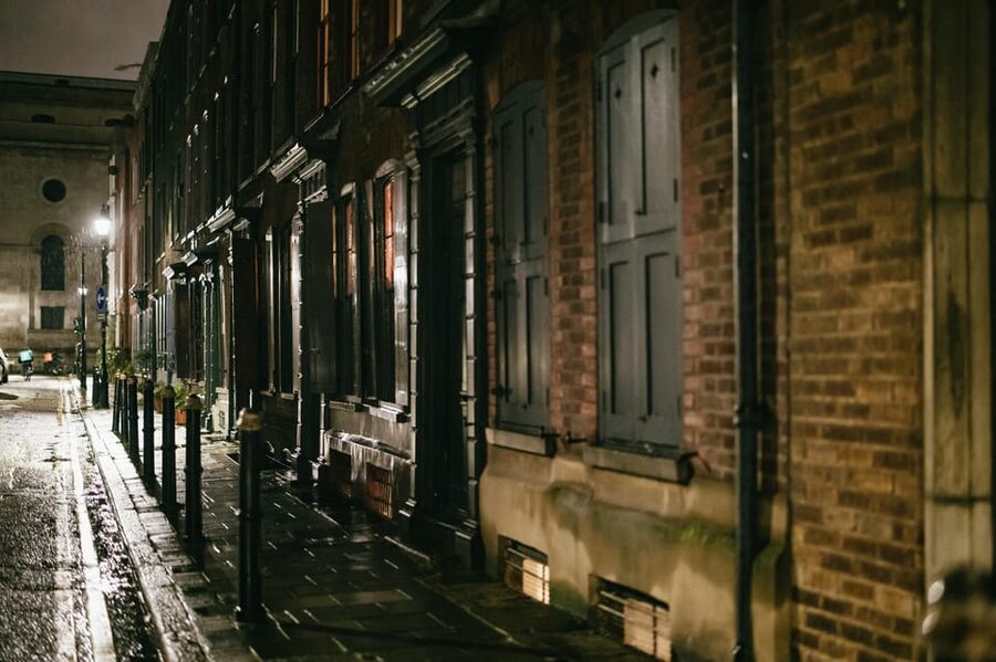 German Language : Original Jack the Ripper Tour - Who should book this Whitechapel walk