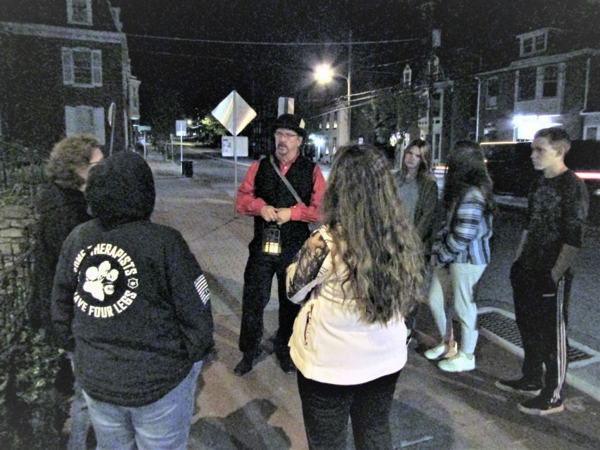 Gettysburg: "History and Haunts" Family Friendly Ghost Tour - Family-friendly does not mean dull