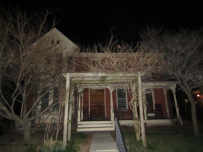 Gettysburg: "History and Haunts" Family Friendly Ghost Tour - What the $23 price buys you