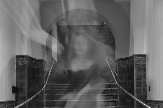 Ghastly Ghost Walking Tour in London - What this London ghost walk is really like