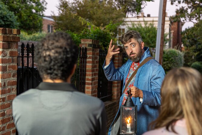 Ghost and Graveyard Tour - What happens during the one-hour walk