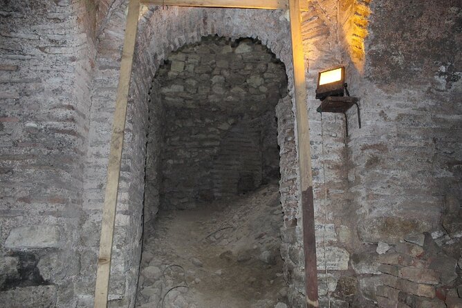 Ghost City istanbul Walking Tour - Theodosius Cistern, Istanbul’s quieter underground stop