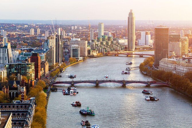 Ghost, Ghouls and Gallows Tour : Guided Tour with Boat Ride - Key points before you book