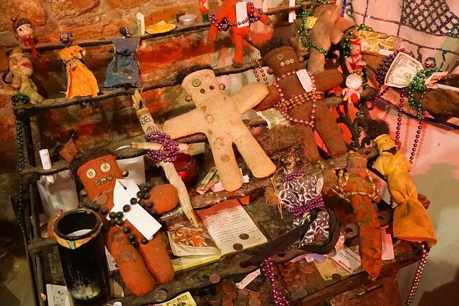 Ghost Hunt in New Orleans: Quest Experience - A Ghost Story Told One Clue at a Time