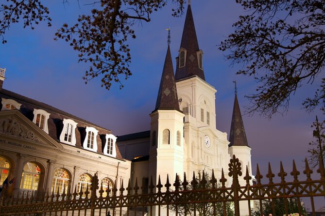 Ghost Hunt in New Orleans: Quest Experience - The Voodoo Museum Adds Context