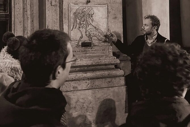 Ghost & Legends in Night Rome Walking Tour - Via di Monserrato and the Spanish church