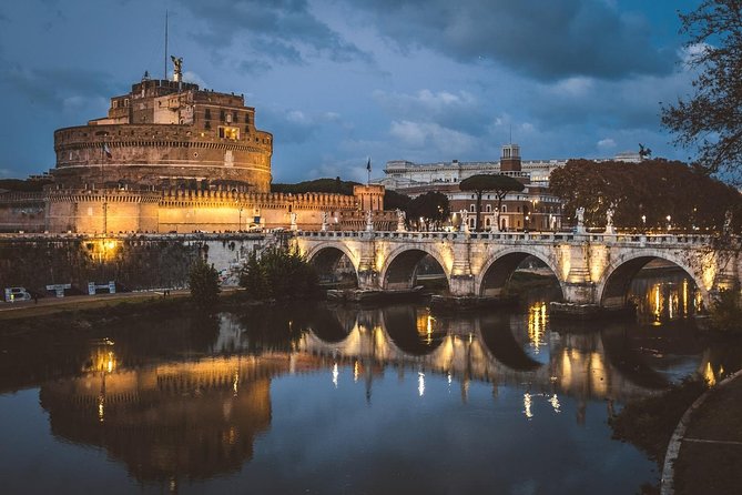 Ghost & Legends in Night Rome Walking Tour - Mastro Titta and the road to Castel Sant’Angelo