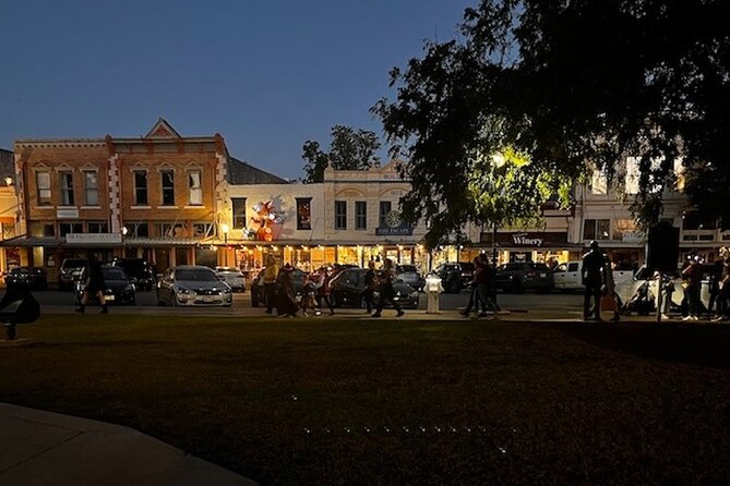 Ghost Maker Tour in Georgetown: Adults Only - Georgetown after dark, with the stories turned up