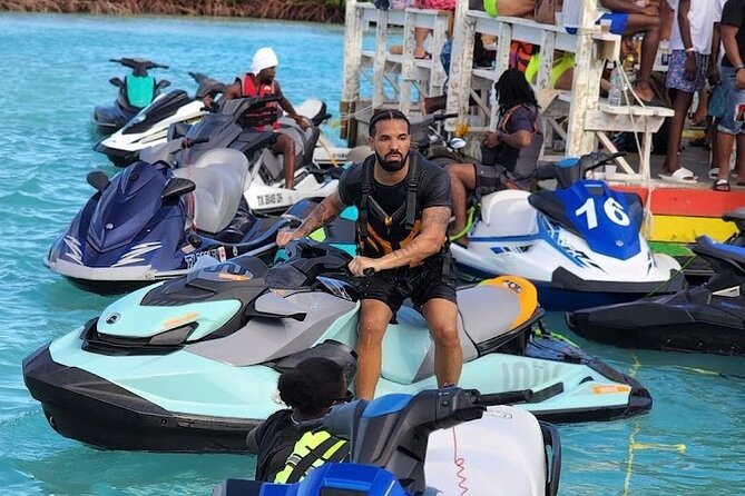Ghost Shipwreck and Noah’s Ark Tiki Bar Guided Tour - A shipwreck ride with a beach-bar finish