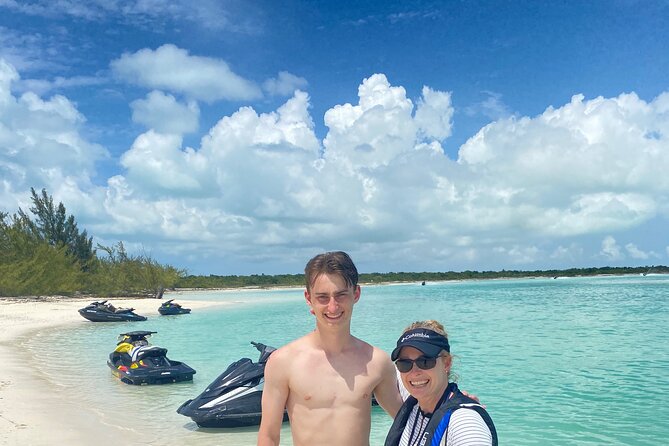 Ghost Shipwreck and Noah’s Ark Tiki Bar Guided Tour - What the $300 group price really means