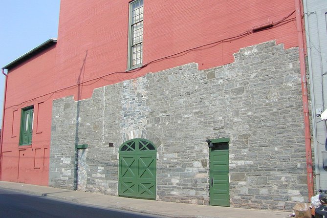 Ghost Tour of Lancaster - Walking pace, group size, and comfort