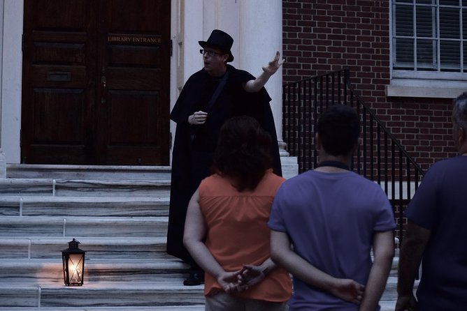 Ghost Tour of Philadelphia by Candlelight - How scary is the tour?