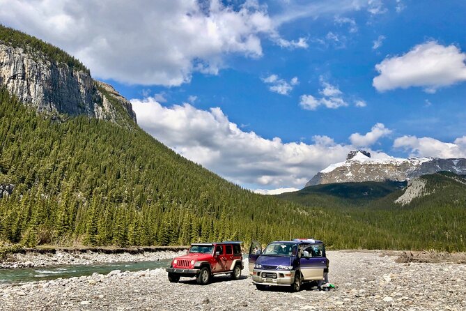 Ghost Valley Private Full Day Tour in a Jeep 4 by 4 - Devils Head and the South Ghost route