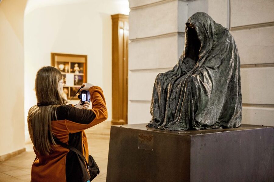 Ghost Walking Tour of Prague - Timing, language, and practical planning