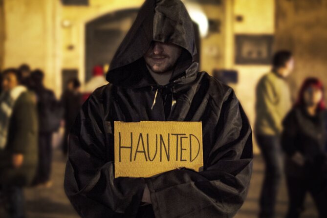 Ghosts and Crimes of Rome Night Walk - Walking beyond the usual tourist route