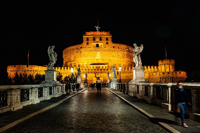Ghosts and Crimes of Rome Night Walk - Prisons, torture, and the tools of death