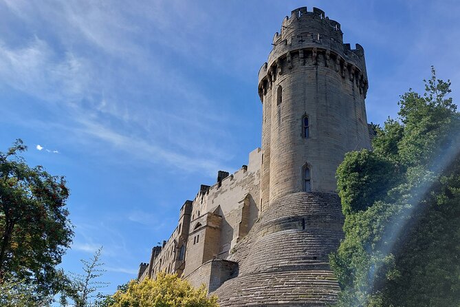 Ghosts, Crime & Legends Quest Experience in Warwick - Mill Street brings the best views and the longest stop