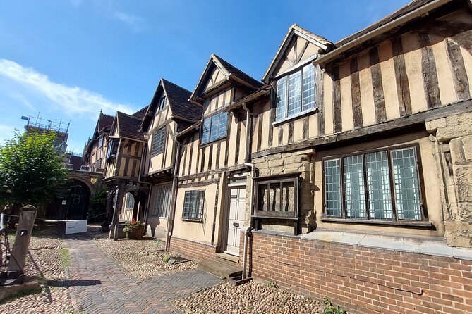 Ghosts, Crime & Legends Quest Experience in Warwick - Northgate Street leads toward the old courts
